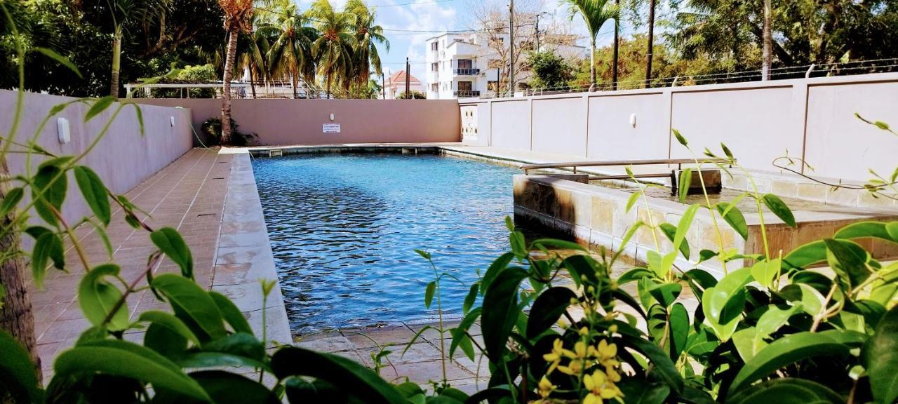 La Marquise Apartment Flic en Flac Exterior photo